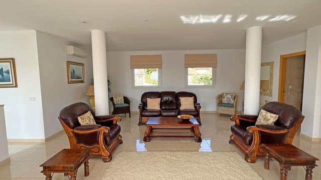 3 soverom Villa til salgs i Torrenueva, Mijas med svømmebasseng garasje - € 1 195 000 (Ref: 7223787)