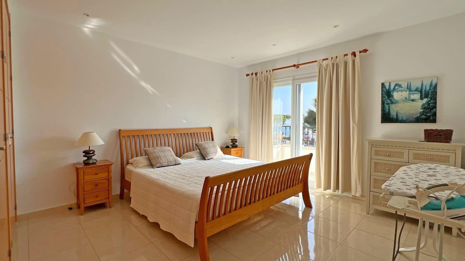 3 soverom Villa til salgs i Torrenueva med svømmebasseng garasje - € 1 195 000 (Ref: 7223787)