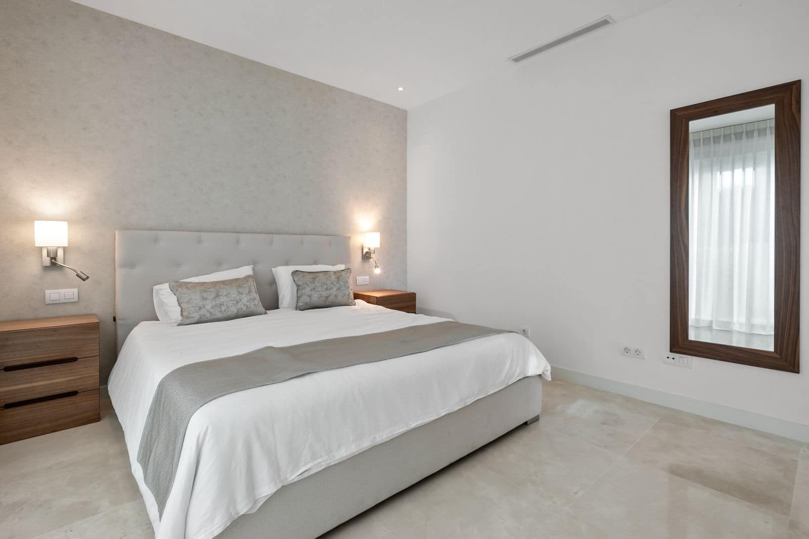 6 soveværelse Villa til salg i Calahonda med swimmingpool garage - € 1.990.000 (Ref: 7223788)