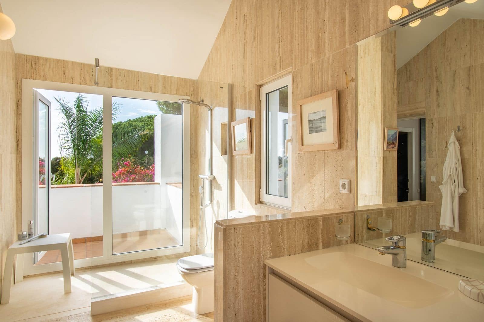 5 soveværelse Villa til salg i Marbella med swimmingpool garage - € 1.975.000 (Ref: 7225772)