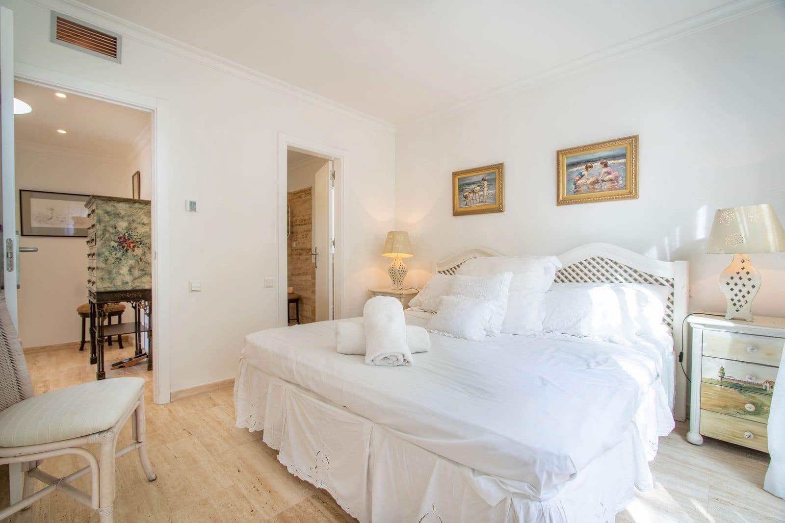 5 soveværelse Villa til salg i Marbella med swimmingpool garage - € 1.975.000 (Ref: 7225772)