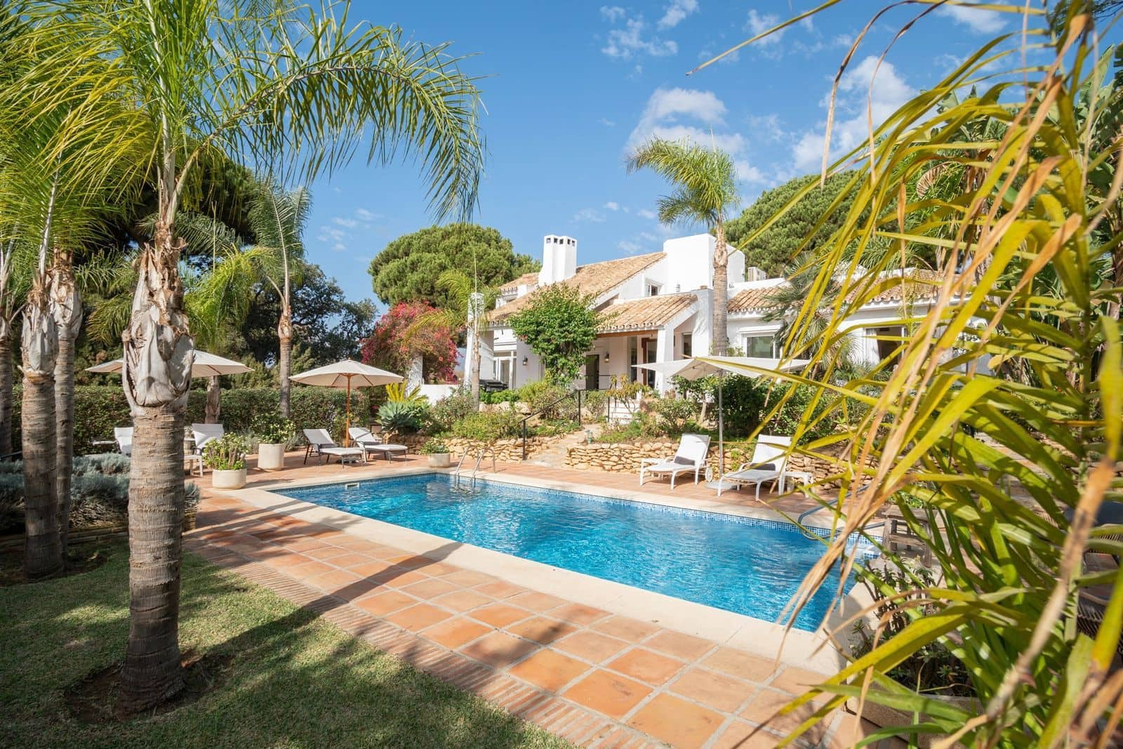 5 soveværelse Villa til salg i Marbella med swimmingpool garage - € 1.975.000 (Ref: 7225772)