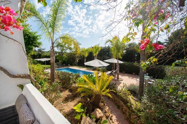 5 soverom Villa til salgs i Hacienda Las Chapas, Marbella med svømmebasseng garasje - € 1 975 000 (Ref: 7225772)