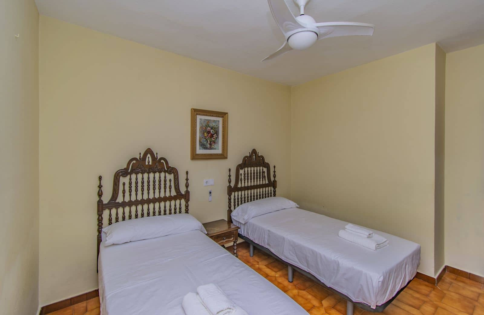 5 soverom Villa til salgs i Marbella med svømmebasseng garasje - € 1 065 000 (Ref: 7244072)