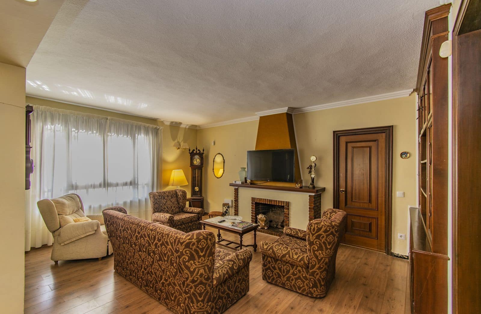 5 soverom Villa til salgs i Marbella med svømmebasseng garasje - € 1 065 000 (Ref: 7244072)