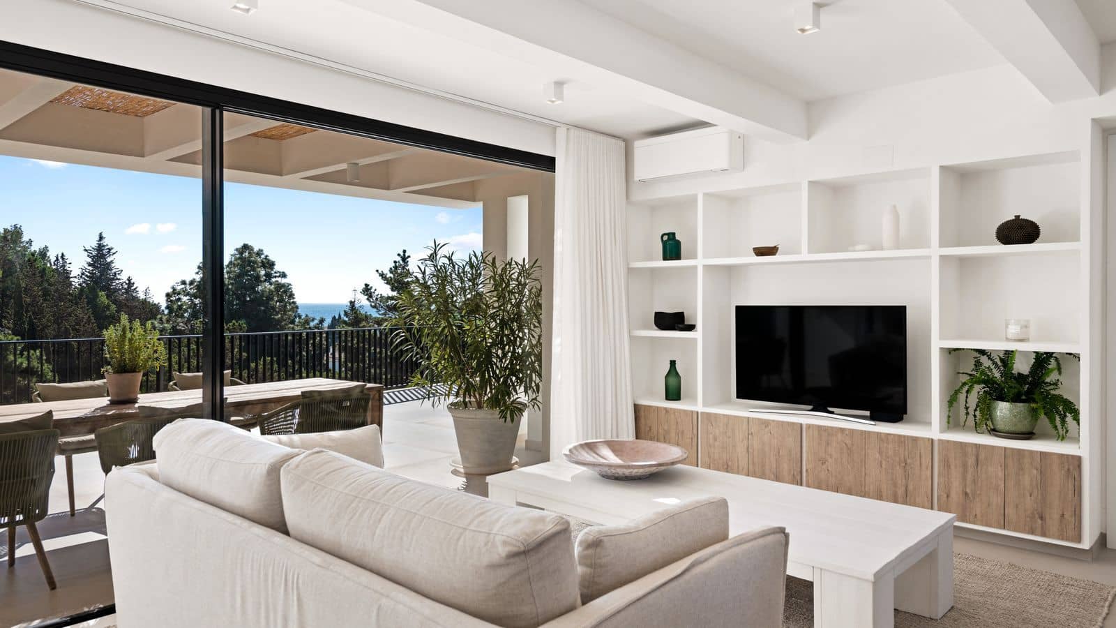 3 soveværelse Villa til salg i El Chaparral med swimmingpool garage - € 1.150.000 (Ref: 7247157)