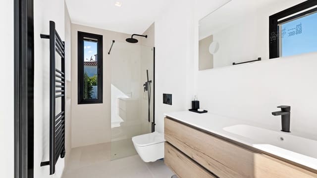 3 soverom Villa til salgs i El Chaparral, Mijas med svømmebasseng garasje - € 1 150 000 (Ref: 7247157)