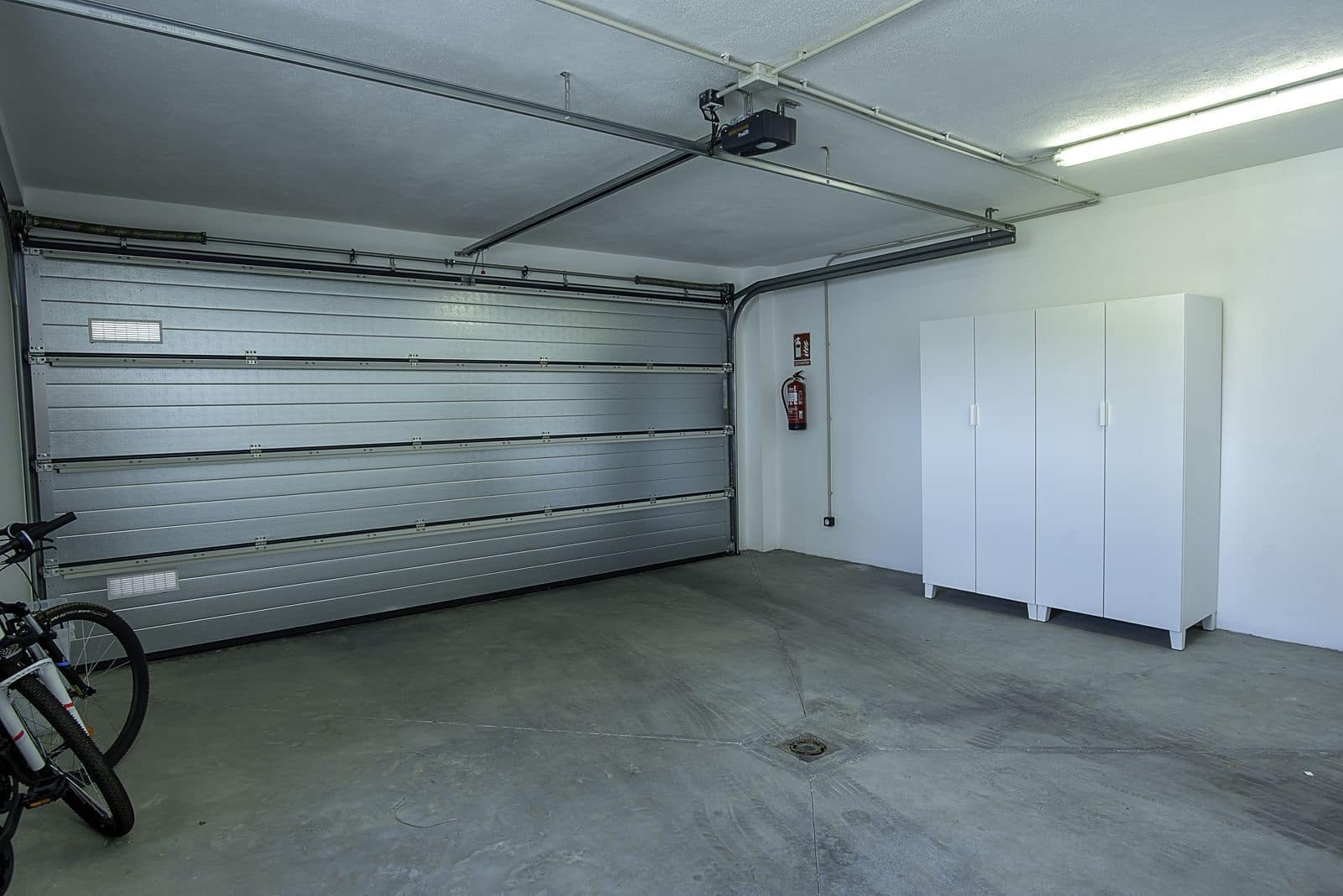 3 soveværelse Villa til salg i La Cala de Mijas med swimmingpool garage - € 1.395.000 (Ref: 7247158)