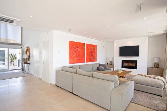 4 soverom Villa til salgs i La Cala de Mijas, Mijas med svømmebasseng garasje - € 1 450 000 (Ref: 7250431)