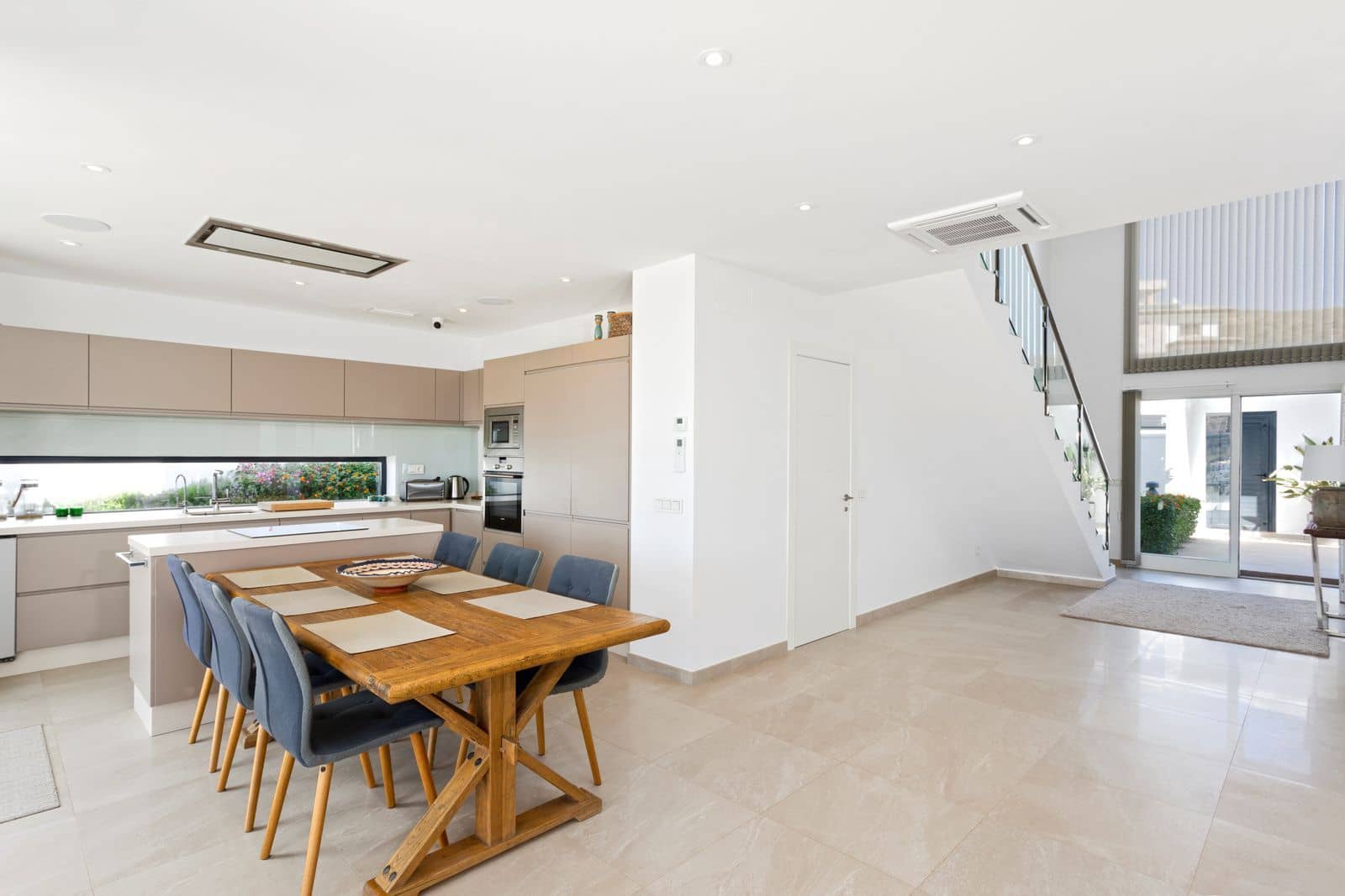 4 soveværelse Villa til salg i La Cala de Mijas med swimmingpool garage - € 1.450.000 (Ref: 7250431)