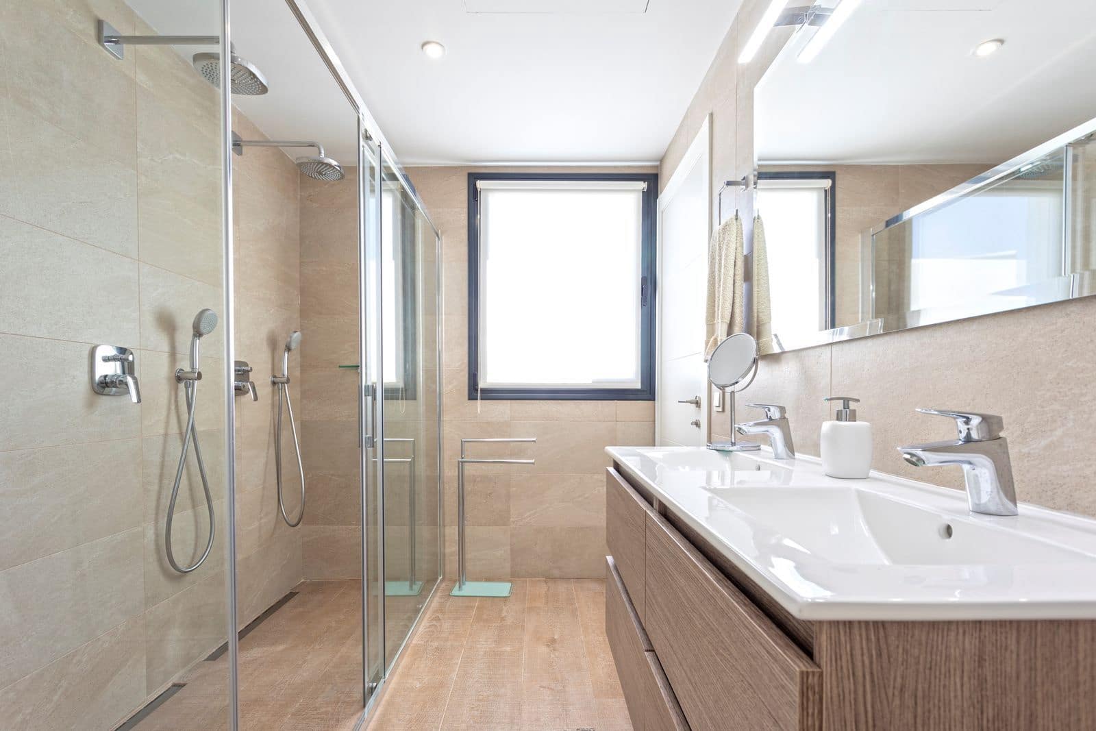 4 soveværelse Villa til salg i La Cala de Mijas med swimmingpool garage - € 1.450.000 (Ref: 7250431)