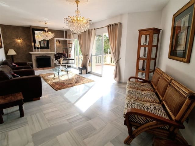 4 soverom Villa til salgs i Torrenueva, Mijas med svømmebasseng garasje - € 995 000 (Ref: 7270788)