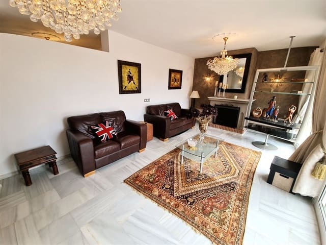 4 soverom Villa til salgs i Torrenueva, Mijas med svømmebasseng garasje - € 995 000 (Ref: 7270788)