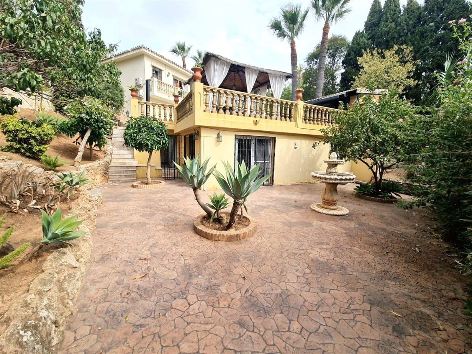 4 soveværelse Villa til salg i Torrenueva med swimmingpool garage - € 995.000 (Ref: 7270788)