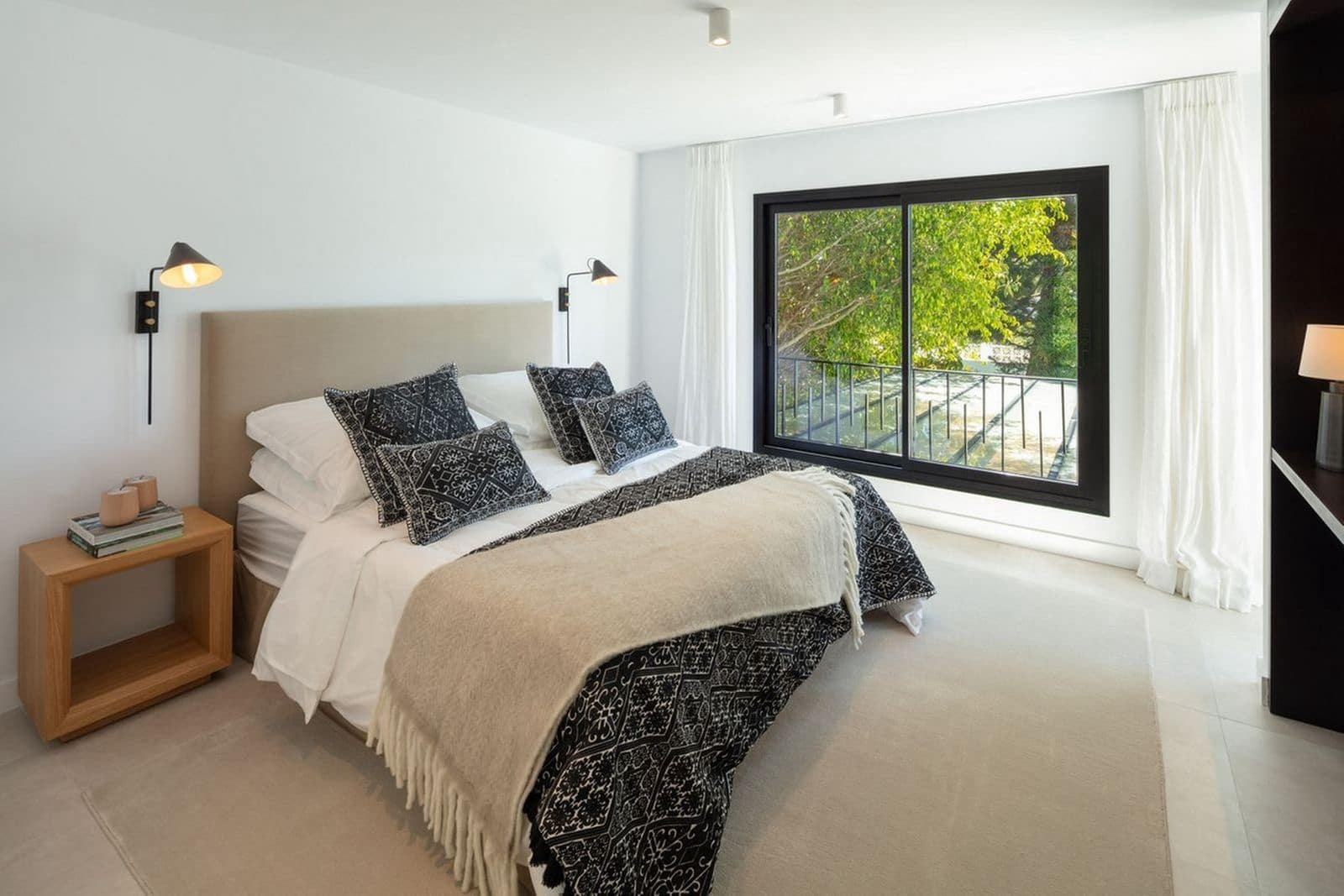 4 soverom Villa til salgs i Puerto Banus med svømmebasseng garasje - € 3 250 000 (Ref: 7272262)