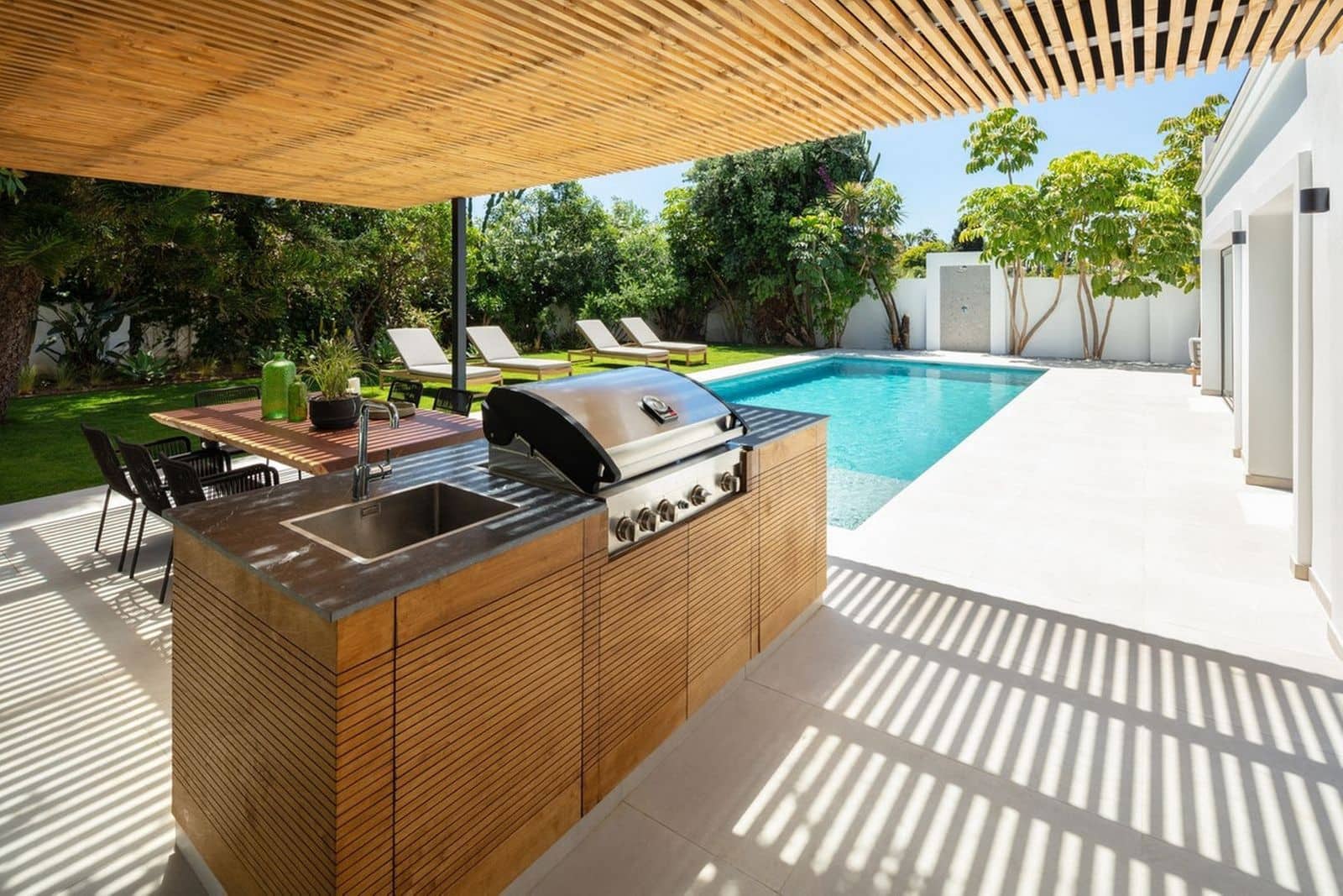 4 soverom Villa til salgs i Puerto Banus med svømmebasseng garasje - € 3 250 000 (Ref: 7272262)