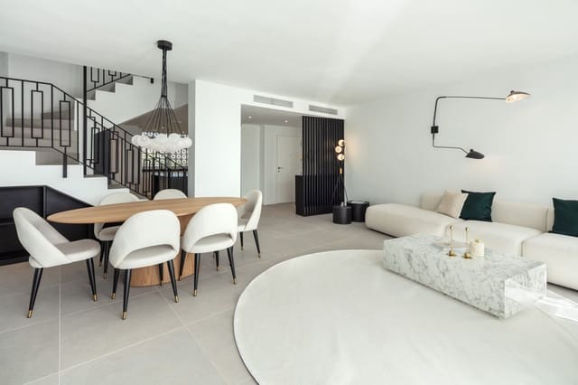 3 soverom Penthouse til salgs i Nueva Andalucia, Marbella med svømmebasseng garasje - € 890 000 (Ref: 7296272)