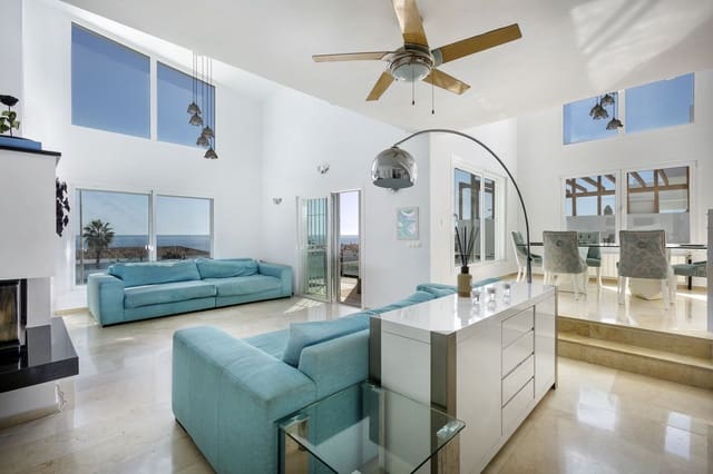 4 soverom Villa til salgs i El Chaparral, Mijas med svømmebasseng garasje - € 895 000 (Ref: 7299546)