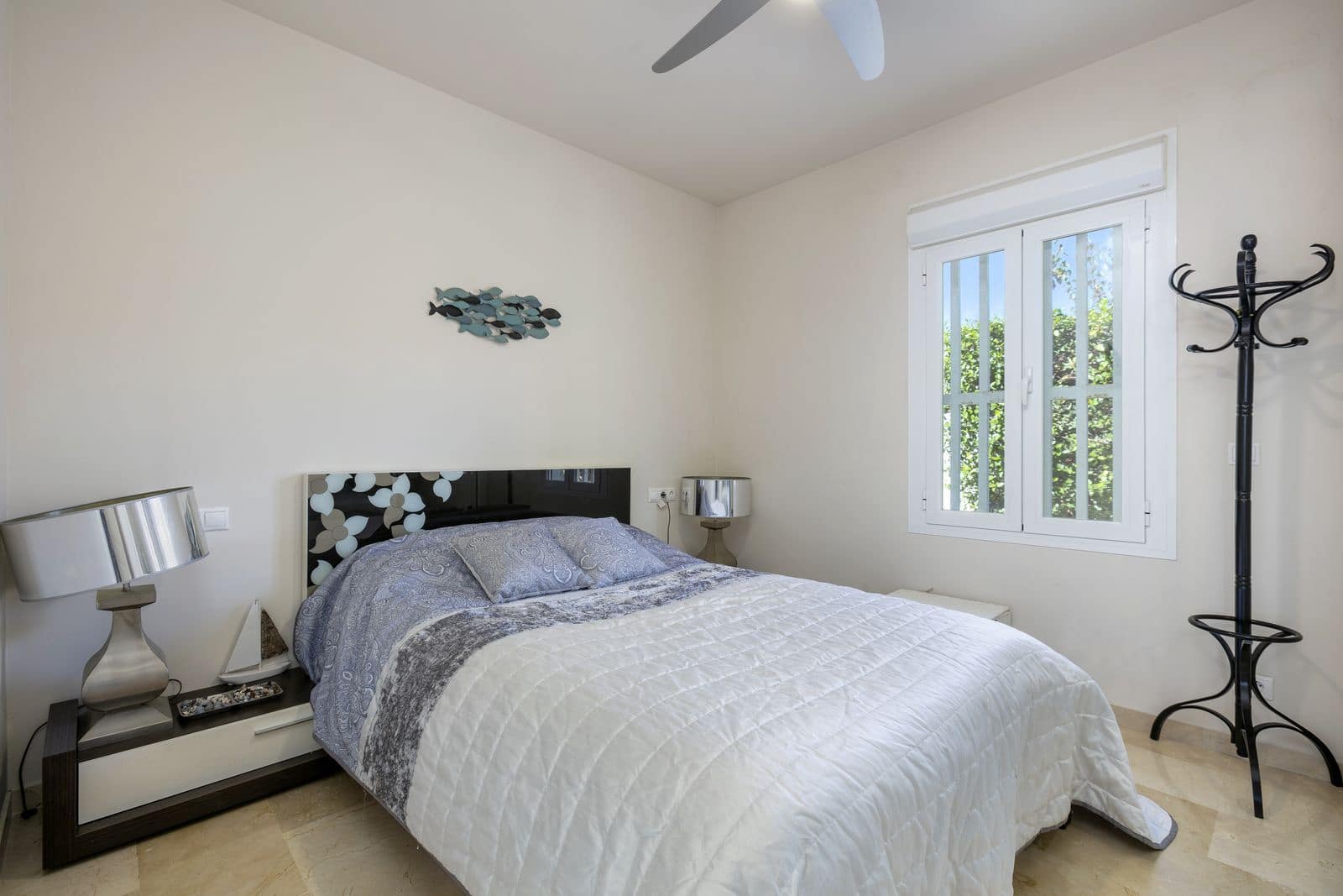 4 soveværelse Villa til salg i El Chaparral med swimmingpool garage - € 895.000 (Ref: 7299546)