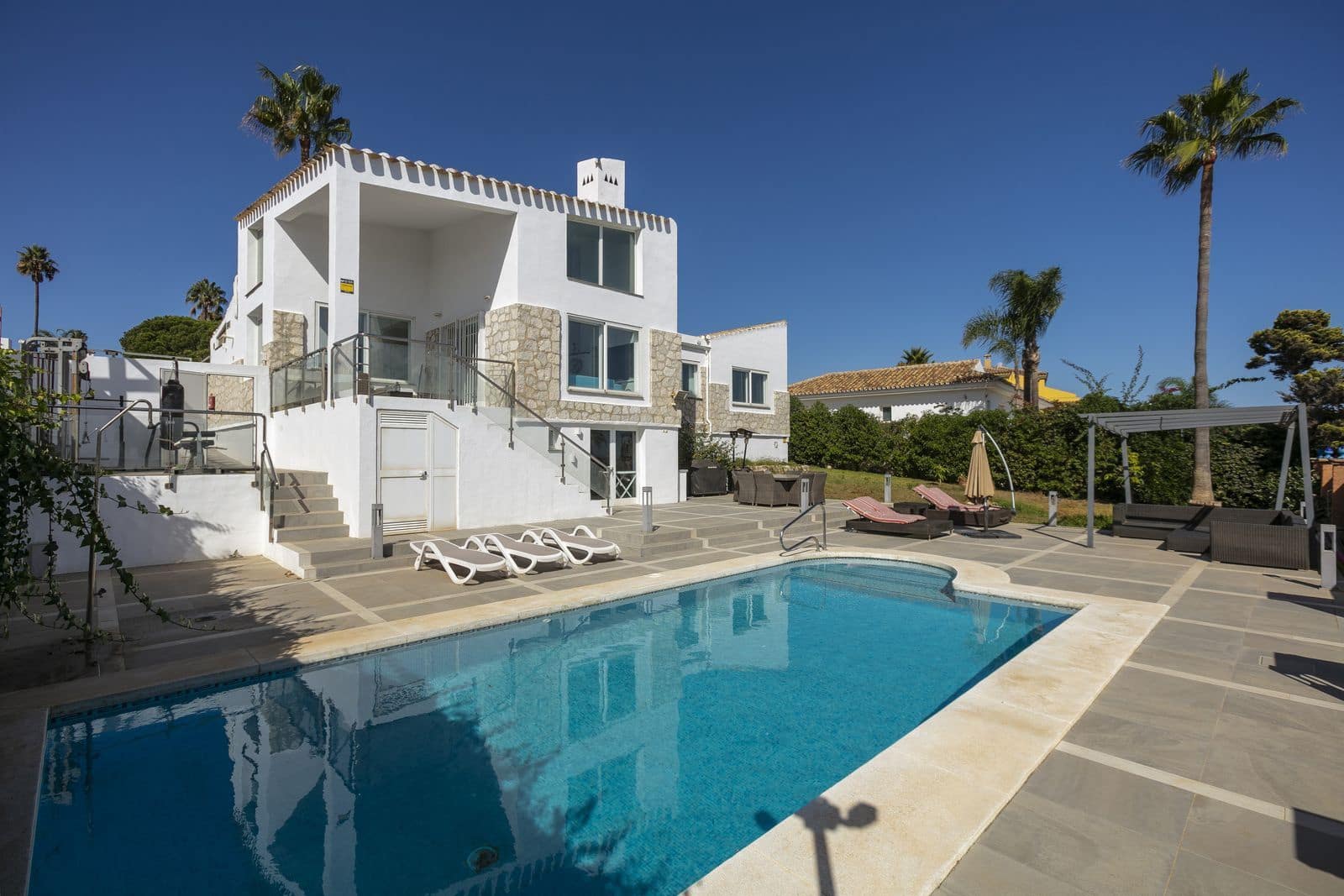 4 soveværelse Villa til salg i El Chaparral med swimmingpool garage - € 895.000 (Ref: 7299546)