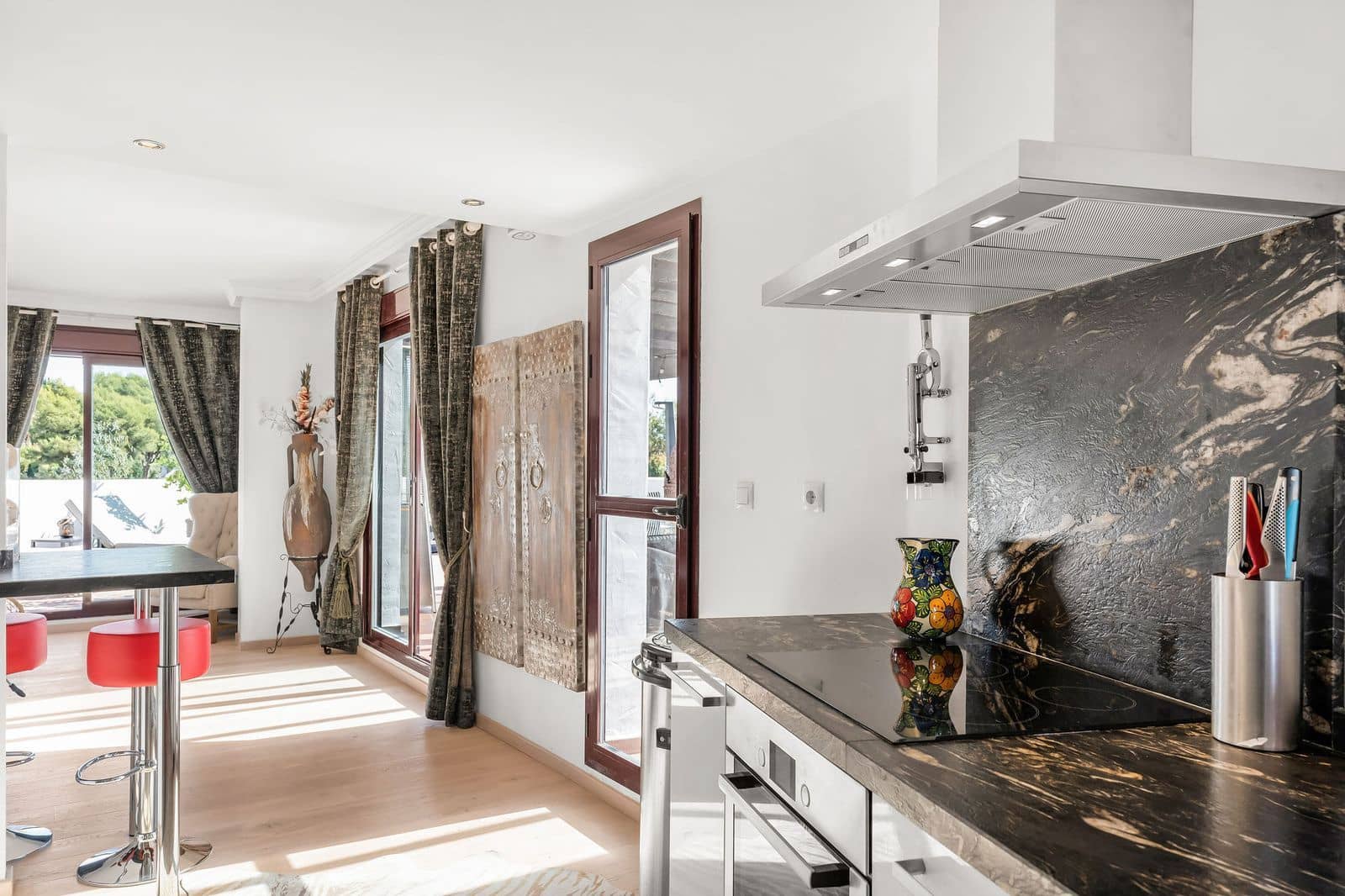 3 sypialnia Penthouse na sprzedaż w Nueva Andalucia z garażem - 695 000 € (Ref: 7342167)