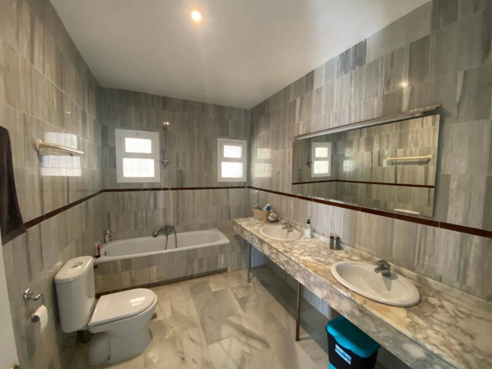 5 camera da letto Villa in vendita in Calahonda con piscina garage - 749.000 € (Rif: 7364611)