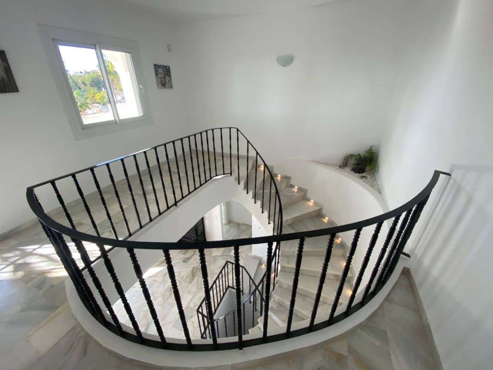 5 camera da letto Villa in vendita in Calahonda con piscina garage - 749.000 € (Rif: 7364611)