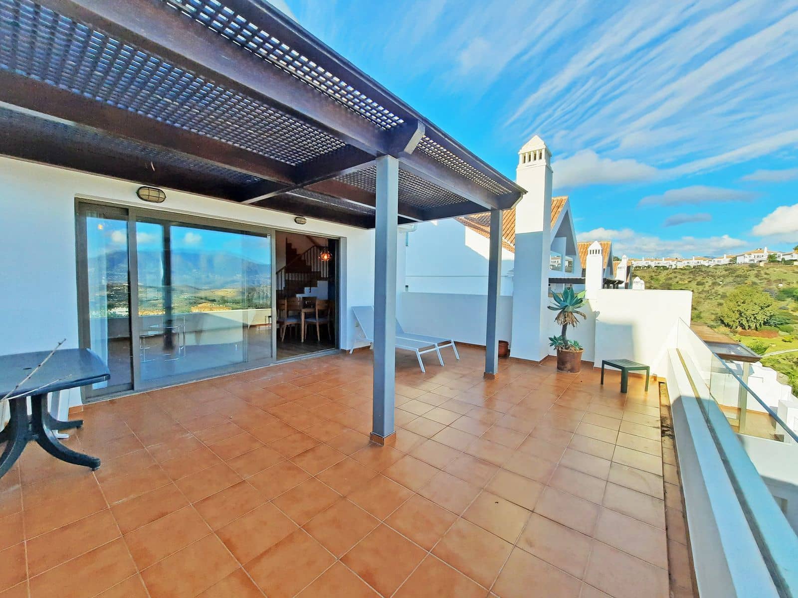 2 bedroom Penthouse for sale in La Cala de Mijas with pool garage - € 399,999 (Ref: 7409612)