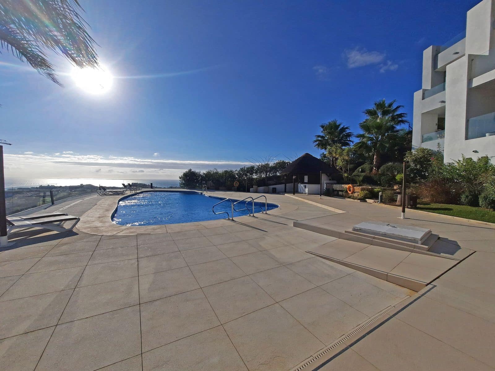 2 bedroom Penthouse for sale in La Cala de Mijas with pool garage - € 399,999 (Ref: 7409612)