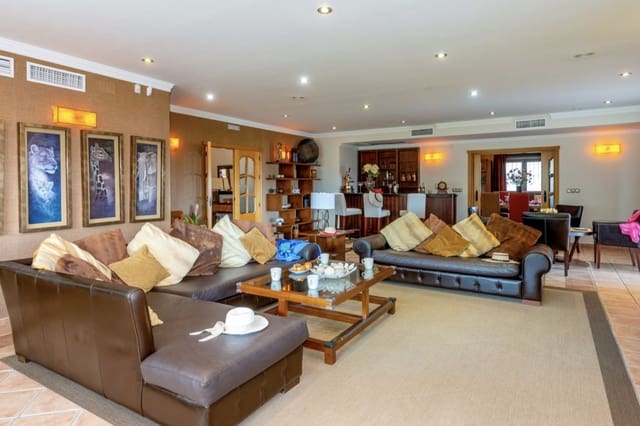 5 soveværelse Villa til salg i Mijas med swimmingpool garage - € 1.200.000 (Ref: 7414164)