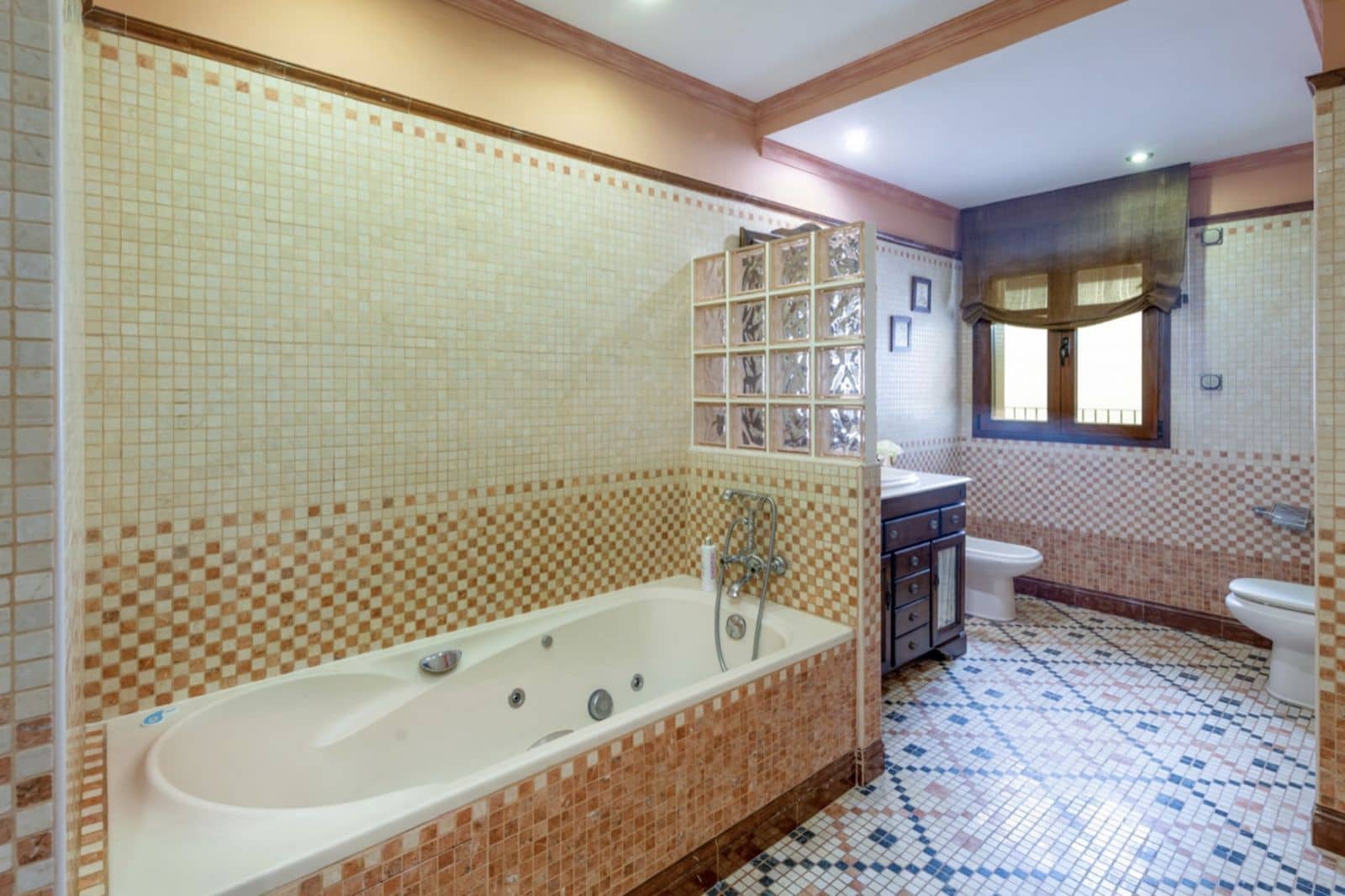 5 soveværelse Villa til salg i Mijas med swimmingpool garage - € 1.200.000 (Ref: 7414164)