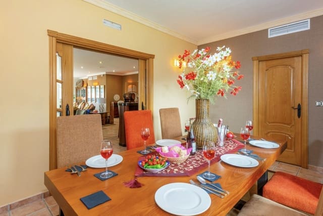 5 soveværelse Villa til salg i Mijas med swimmingpool garage - € 1.200.000 (Ref: 7414164)