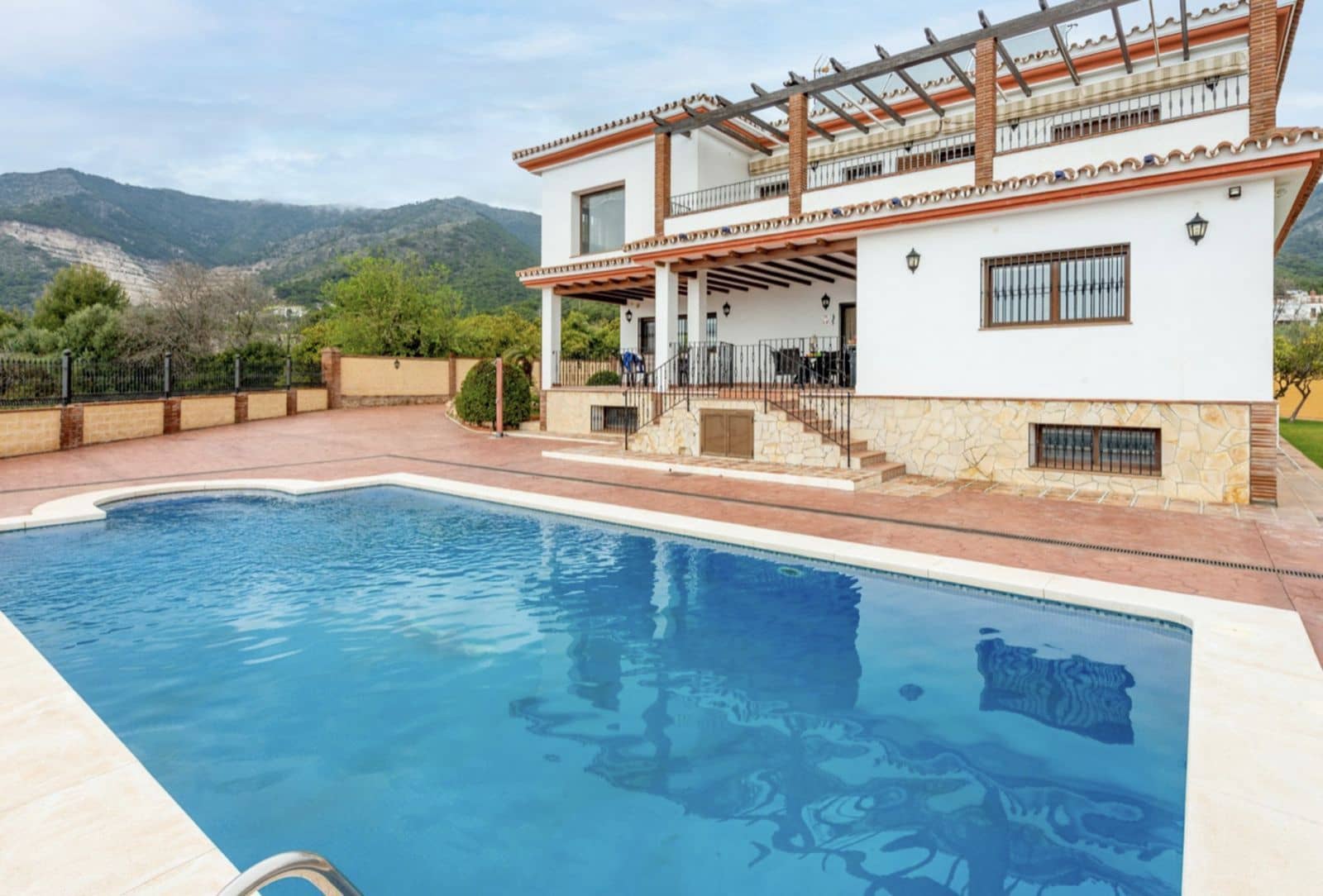 5 soveværelse Villa til salg i Mijas med swimmingpool garage - € 1.200.000 (Ref: 7414164)