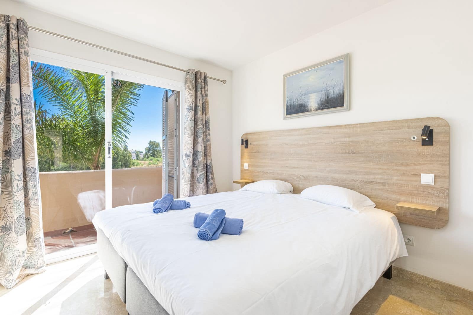 4 quarto Casa em Banda para venda em Nueva Andalucia com piscina garagem - 575 000 € (Ref: 7424738)