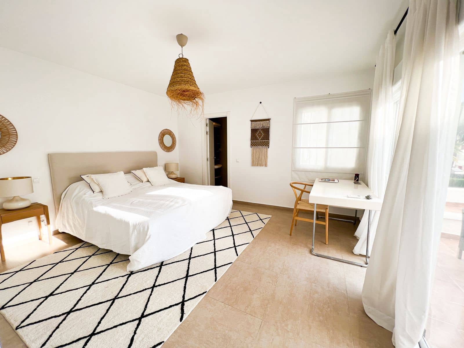 2 slaapkamer Huis te koop in Nueva Andalucia met zwembad garage - € 545.000 (Ref: 7431338)