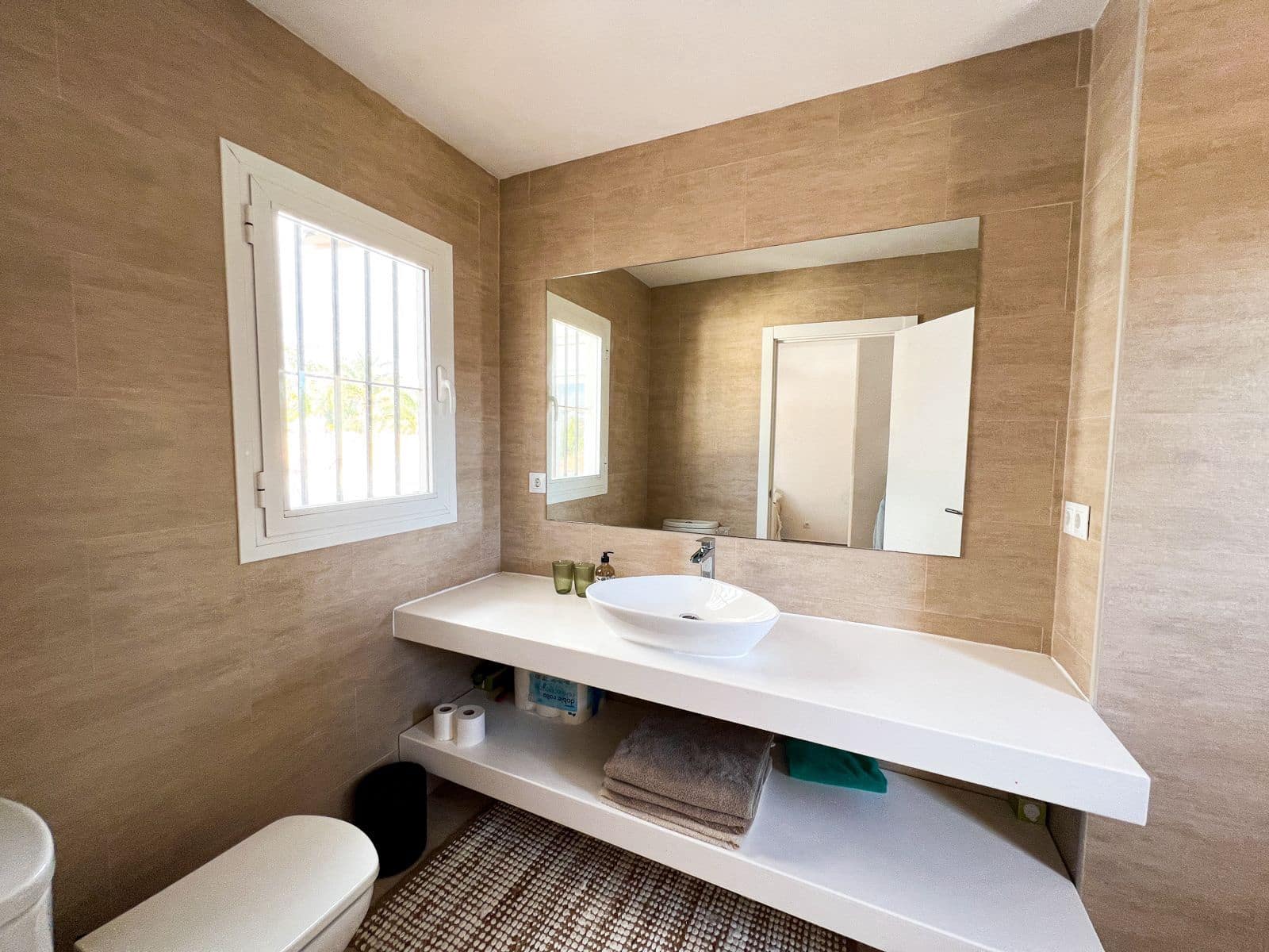 2 slaapkamer Huis te koop in Nueva Andalucia met zwembad garage - € 545.000 (Ref: 7431338)