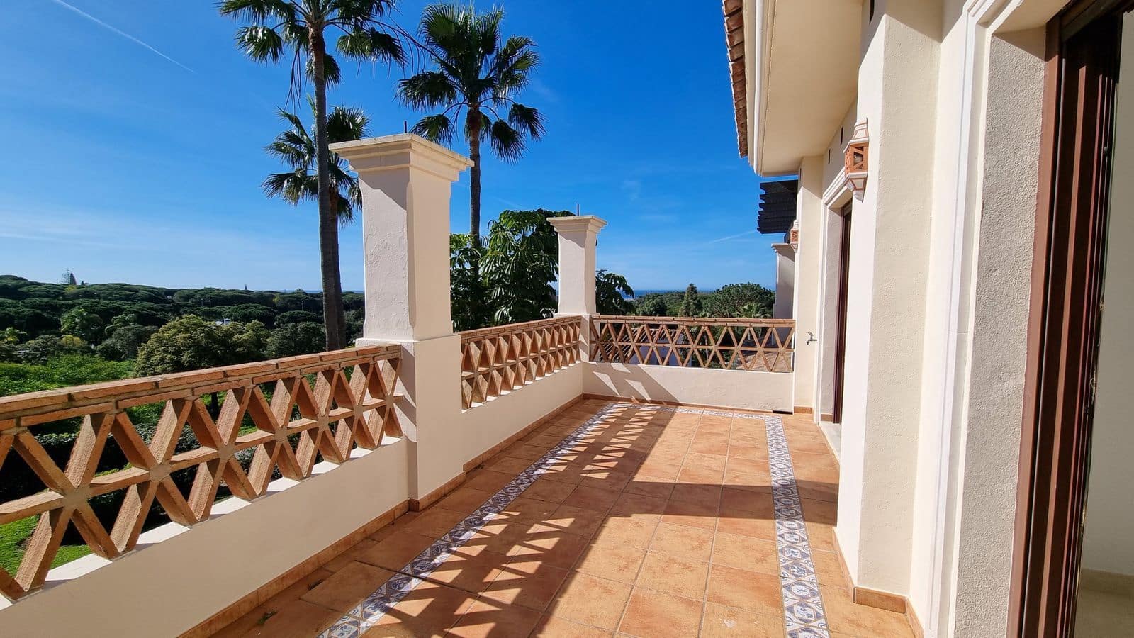 4 soveværelse Villa til salg i Las Chapas med swimmingpool garage - € 1.530.000 (Ref: 7478416)