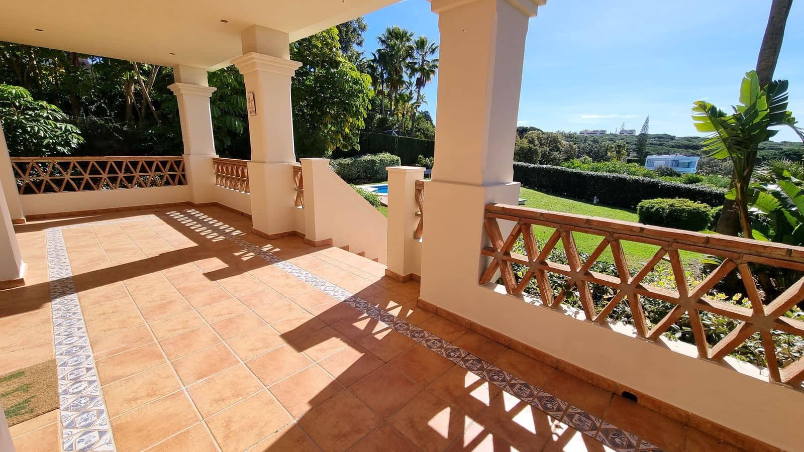 4 soveværelse Villa til salg i Las Chapas med swimmingpool garage - € 1.530.000 (Ref: 7478416)