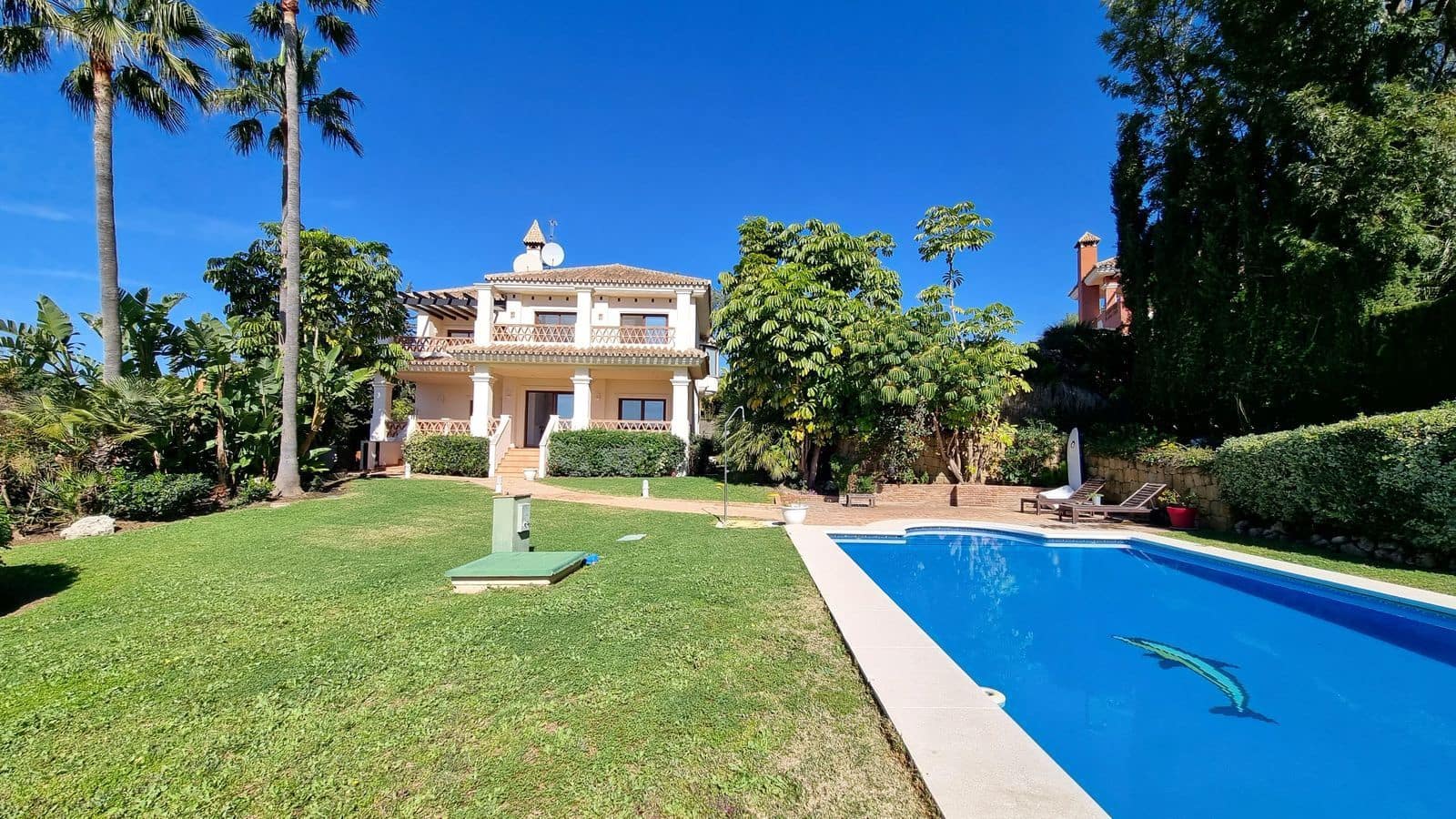 4 soveværelse Villa til salg i Las Chapas med swimmingpool garage - € 1.530.000 (Ref: 7478416)