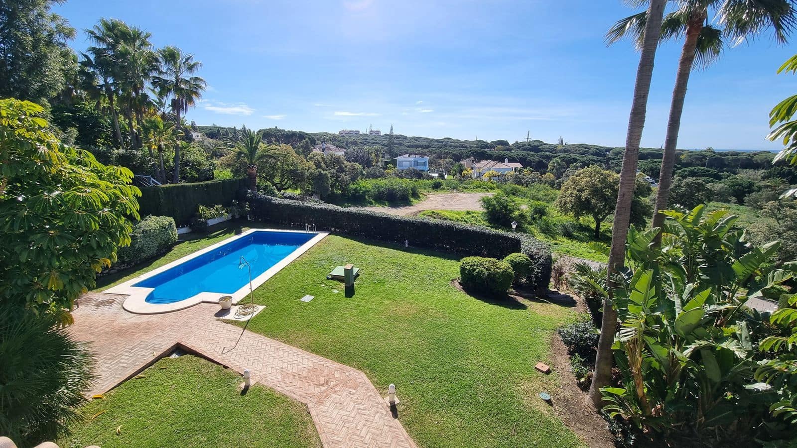 4 soveværelse Villa til salg i Las Chapas med swimmingpool garage - € 1.530.000 (Ref: 7478416)