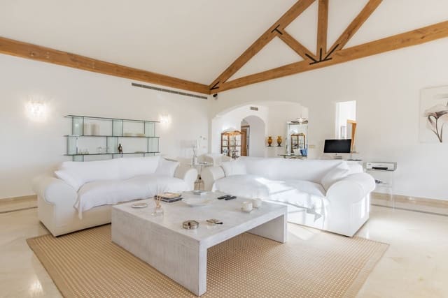 3 soveværelse Villa til salg i La Atalaya, Villanueva de Algaidas med swimmingpool garage - € 1.500.000 (Ref: 7512594)