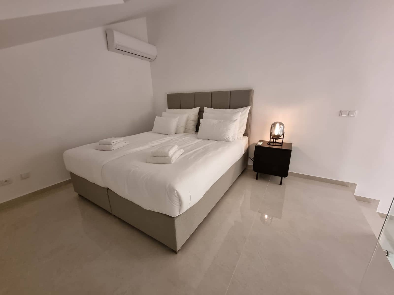 3 soveværelse Villa til salg i La Atalaya med swimmingpool garage - € 1.500.000 (Ref: 7512594)