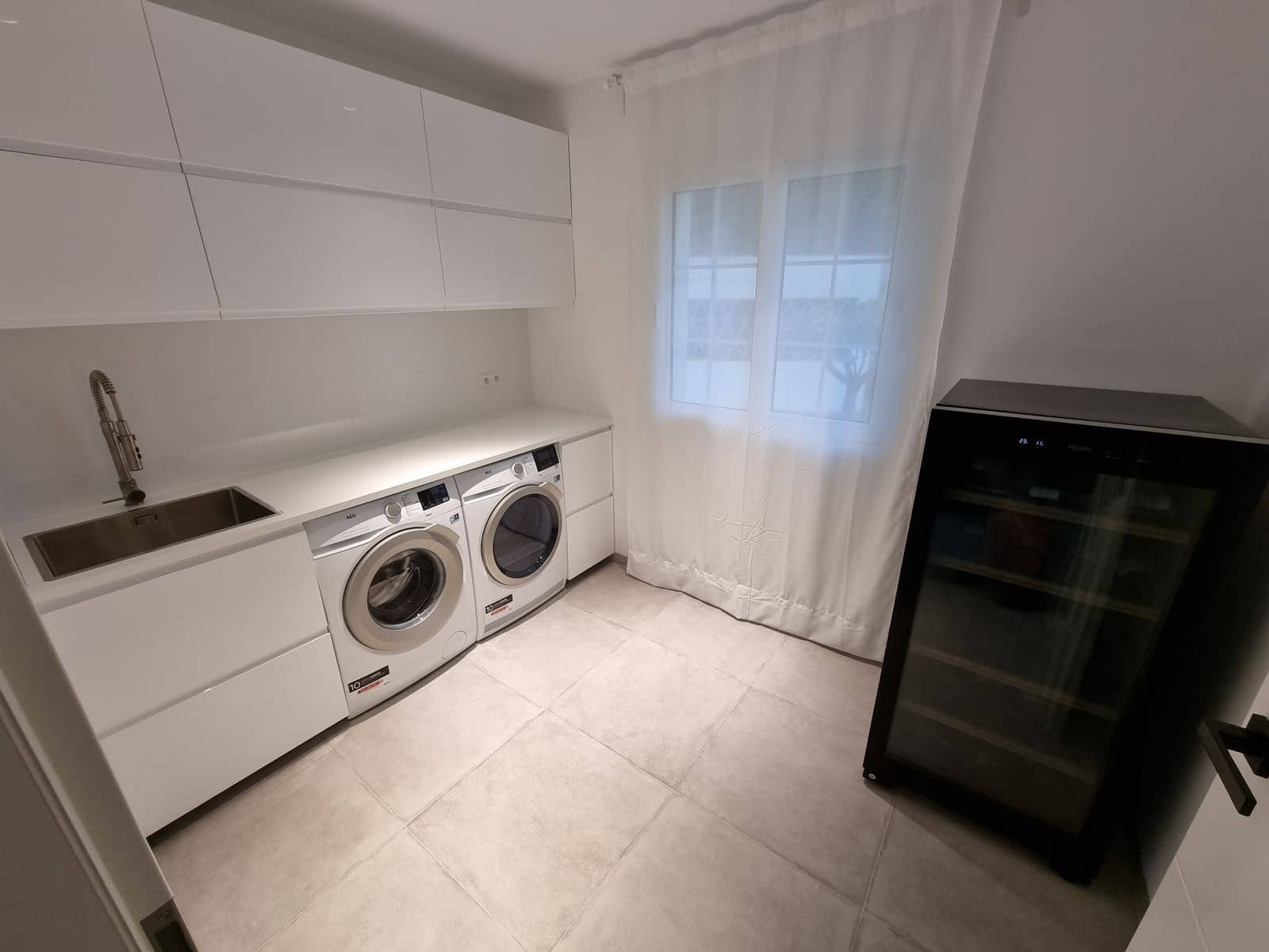 3 soveværelse Villa til salg i La Atalaya med swimmingpool garage - € 1.500.000 (Ref: 7512594)