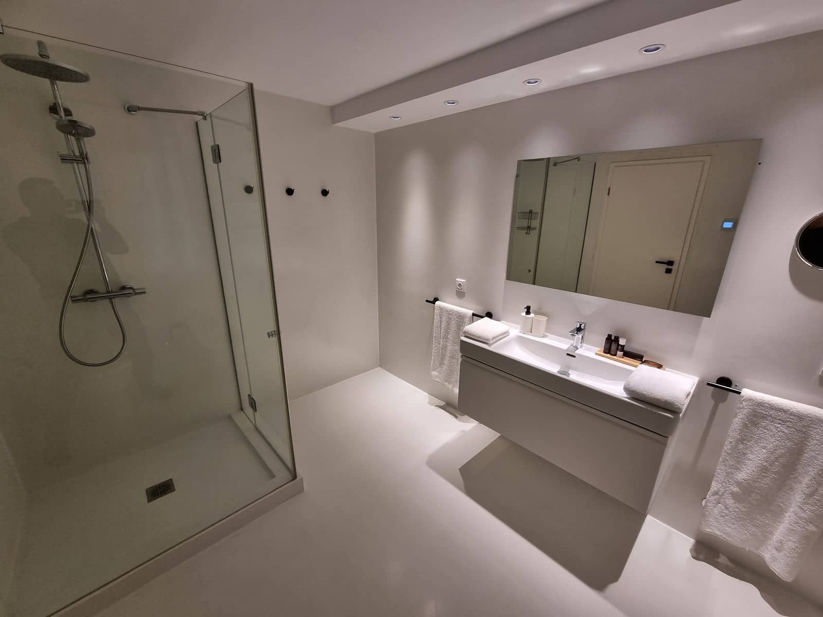 3 soveværelse Villa til salg i La Atalaya med swimmingpool garage - € 1.500.000 (Ref: 7512594)