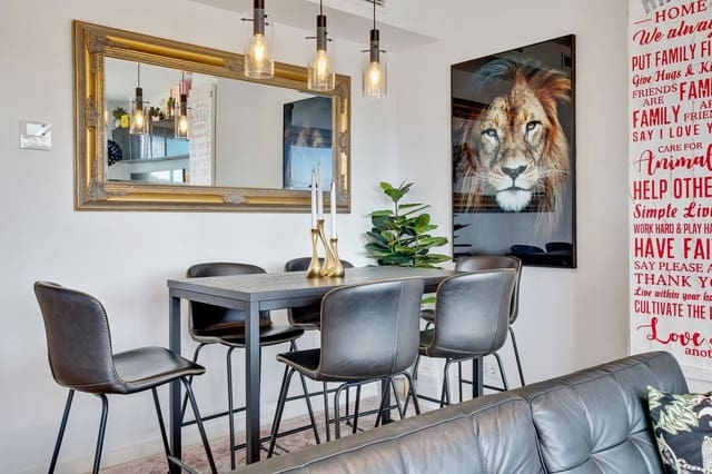 3 soveværelse Penthouse til salg i Estepona med swimmingpool garage - € 420.000 (Ref: 7524709)