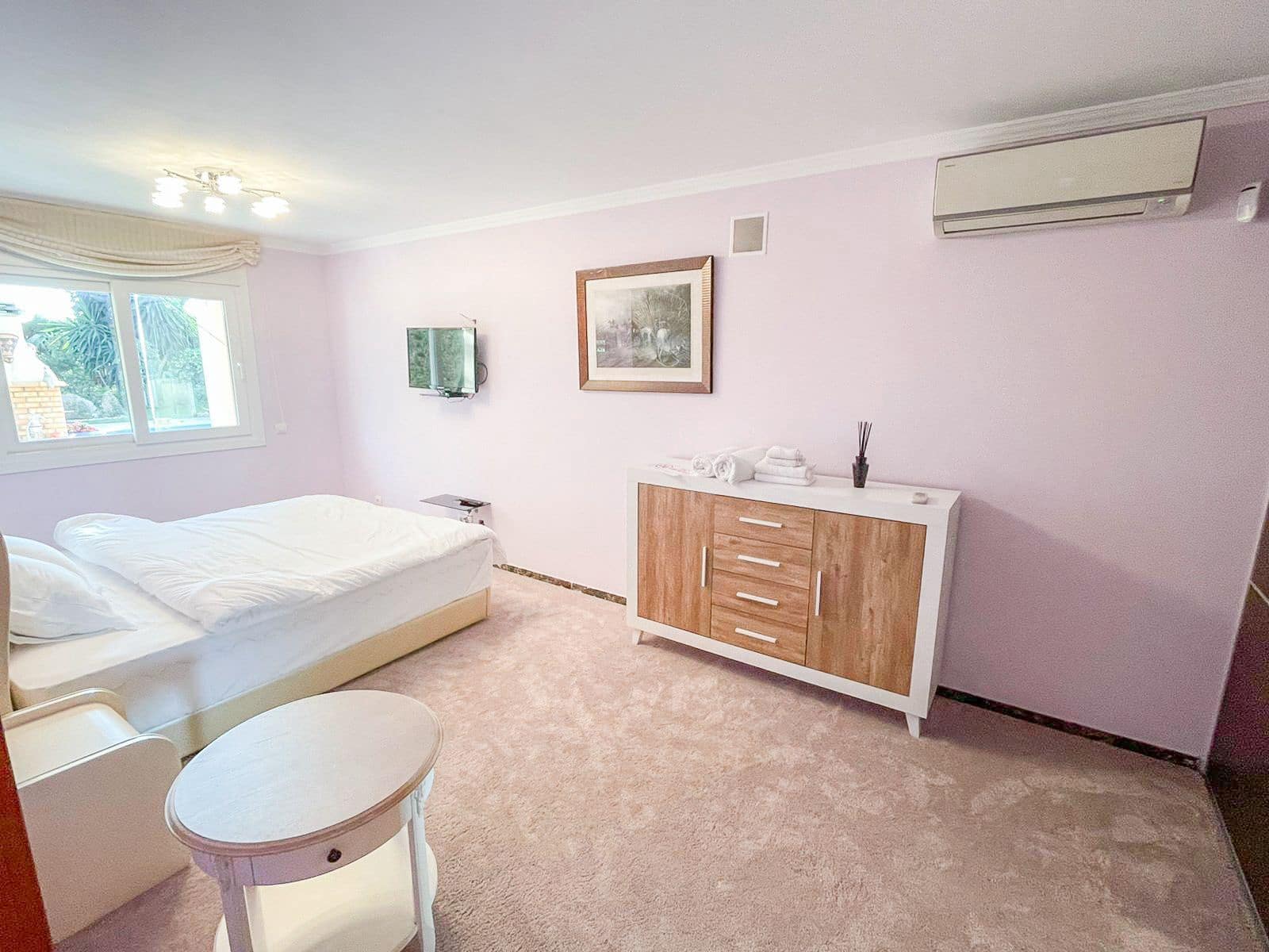 5 soverom Villa til salgs i Marbesa med svømmebasseng garasje - € 2 100 000 (Ref: 7561467)