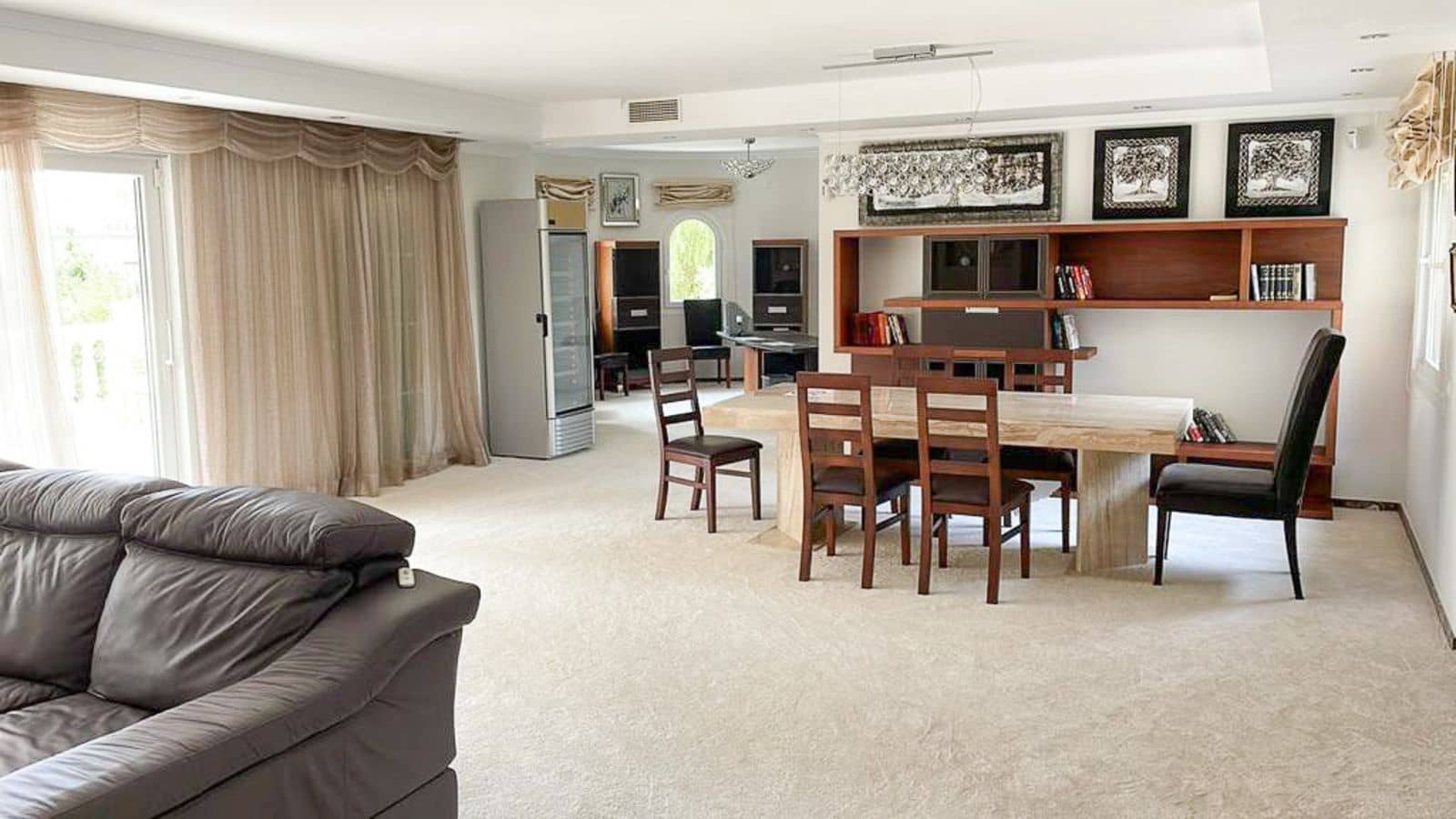 5 soverom Villa til salgs i Marbesa med svømmebasseng garasje - € 2 100 000 (Ref: 7561467)