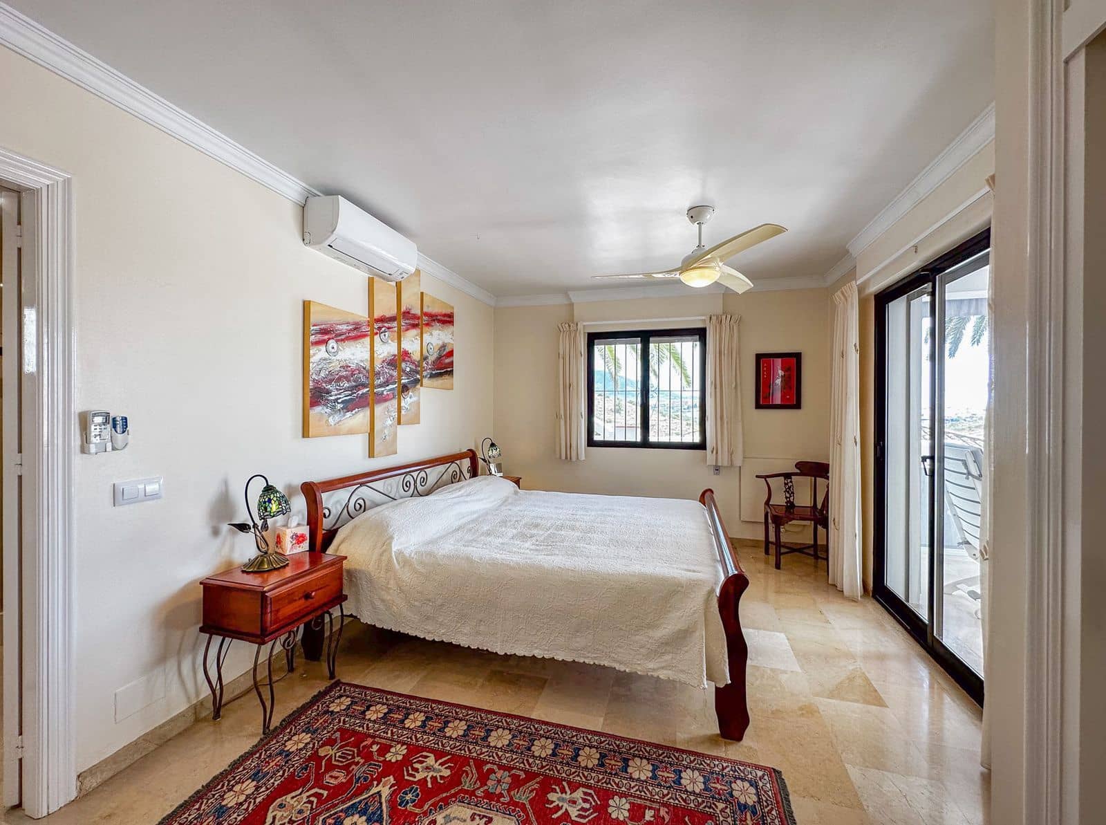 4 soveværelse Villa til salg i Cerro del Aguila med swimmingpool garage - € 745.000 (Ref: 7597135)