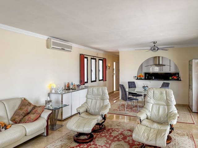 4 makuuhuone Huvila myytävänä paikassa Cerros del Águila, Mijas mukana uima-altaan 
autotalli - 745 000 € (Ref: 7597135)