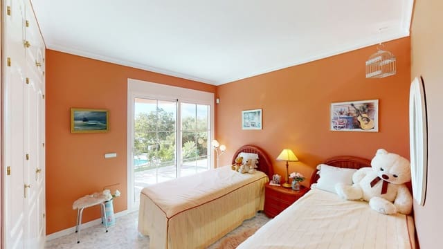 4 soverom Villa til salgs i Torrenueva, Mijas med svømmebasseng garasje - € 995 000 (Ref: 7601001)